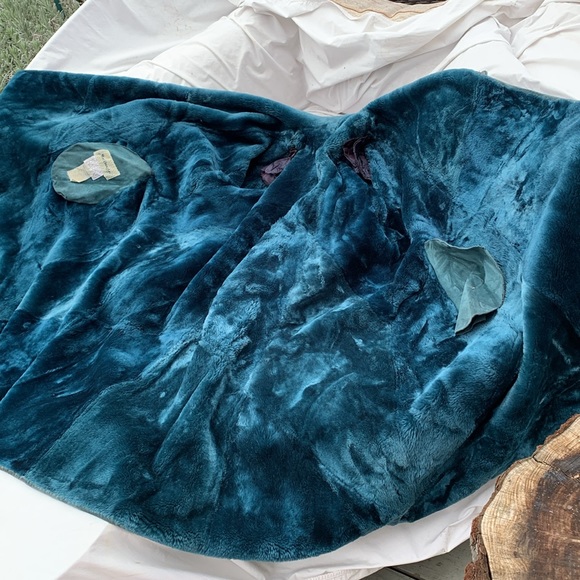 Sheep skin coat - Picture 3 of 5